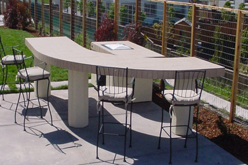 Bbq island curved freestanding table